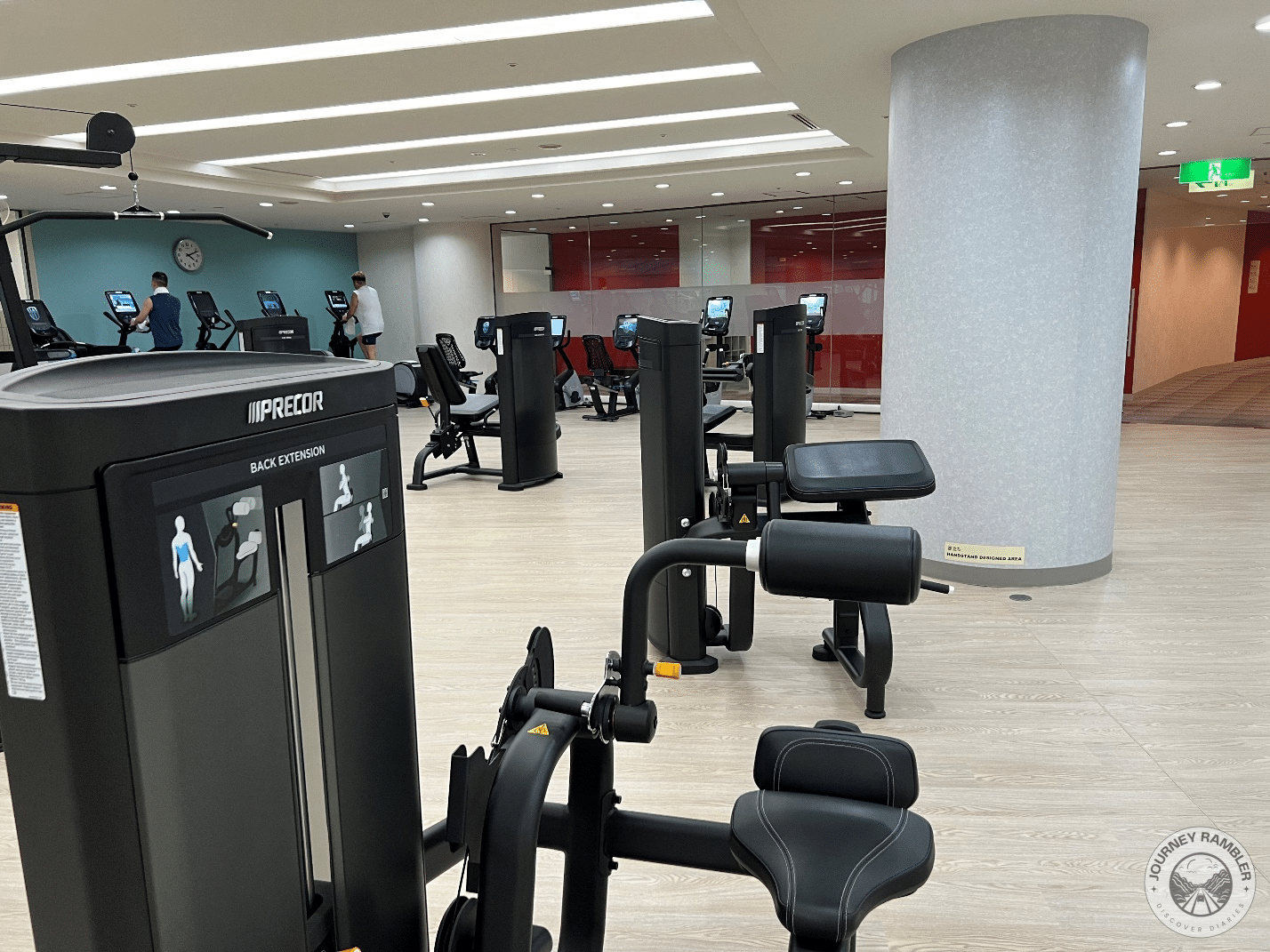 back extension machine