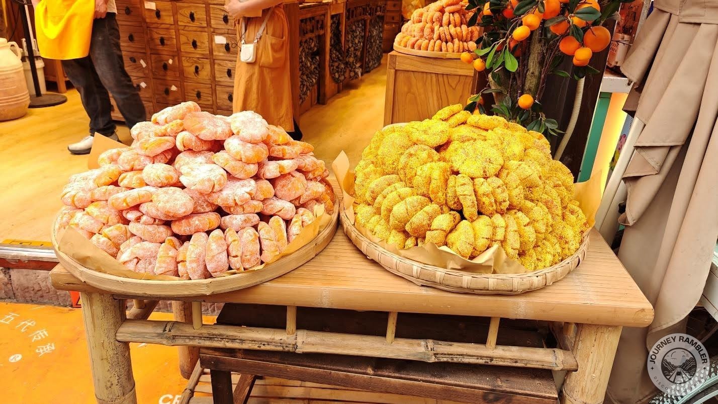 closer look at the mandarin orange cakes