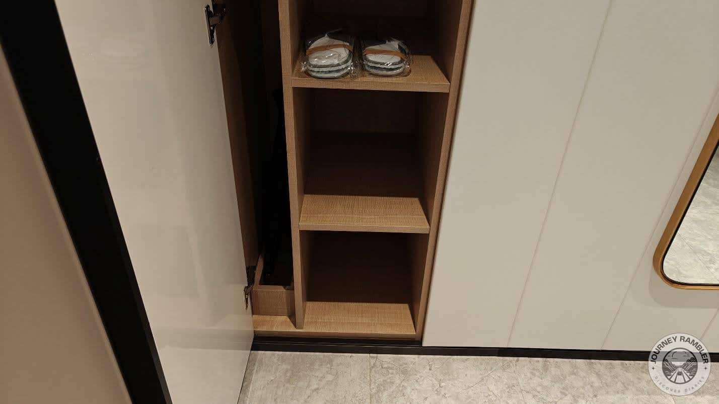 shoe cabinet