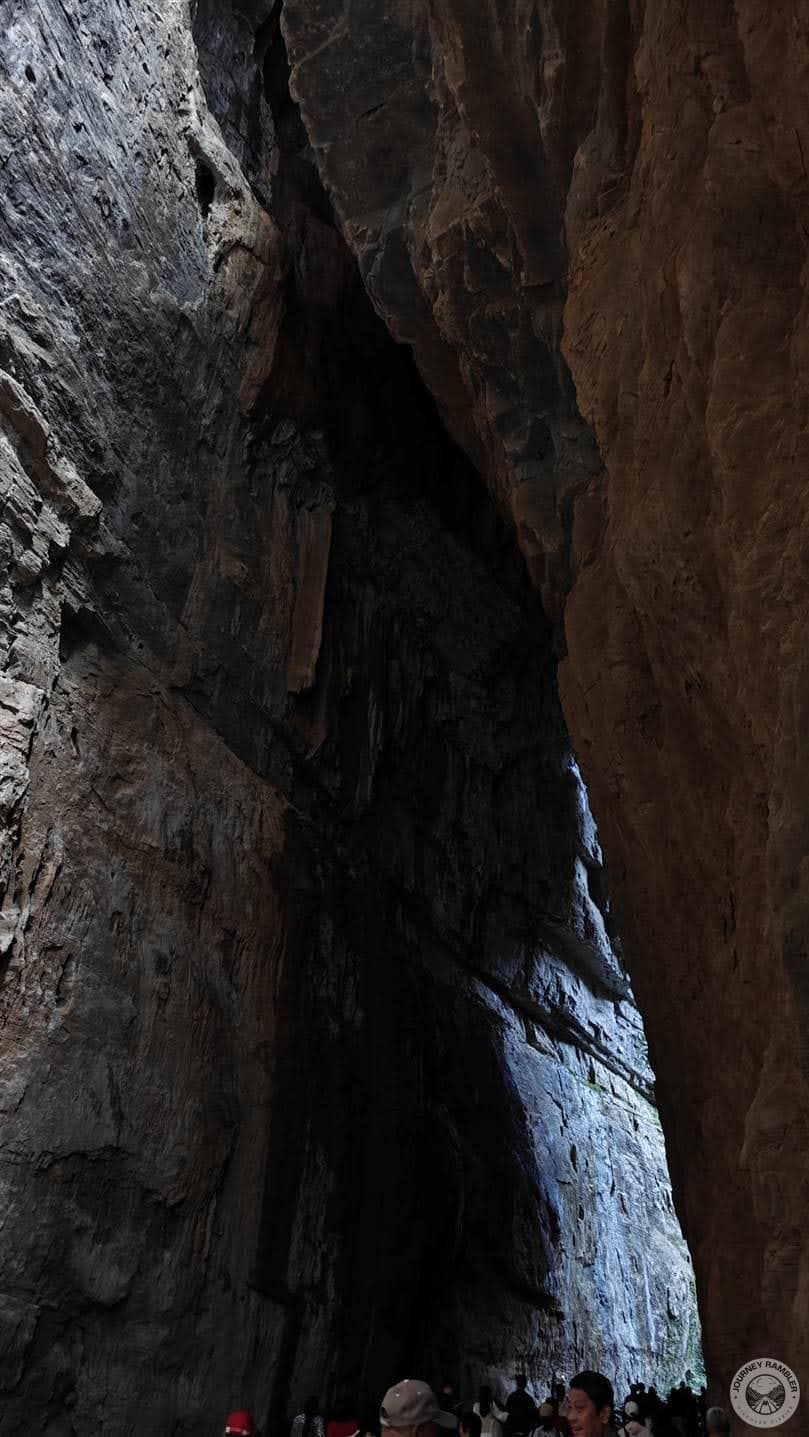dark arch that gave rise to the bridge’s name