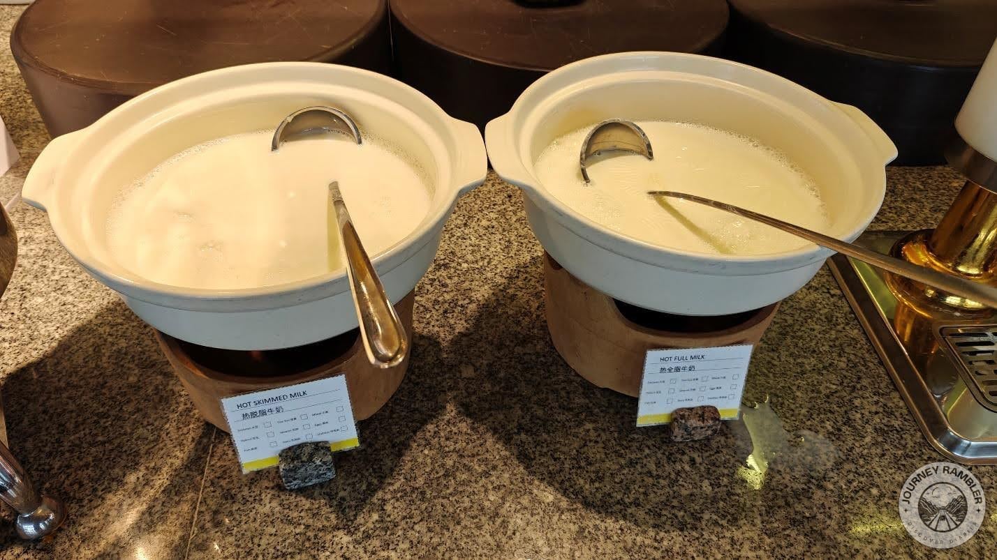 either skimmed or whole milk