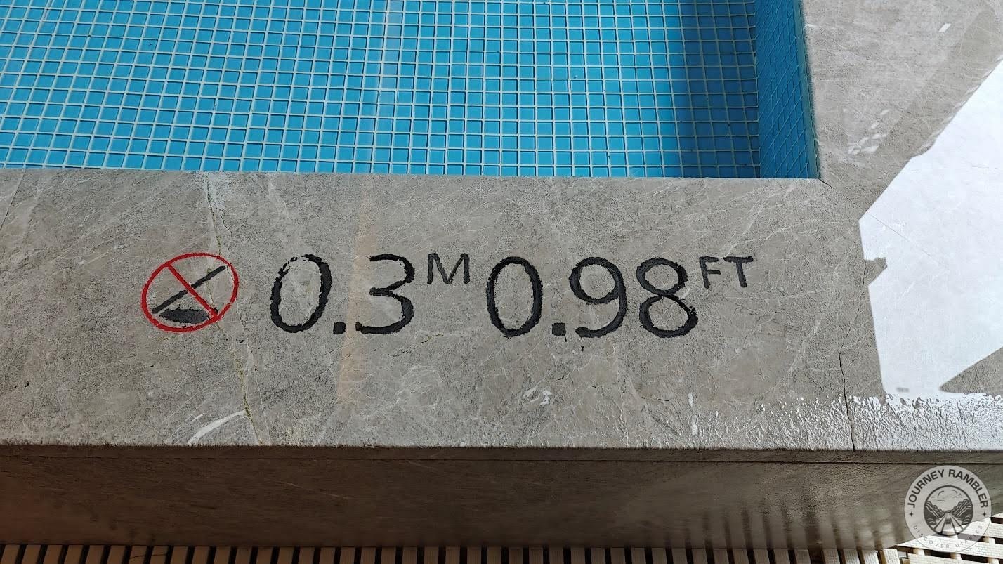 kiddie pool isn't really that deep