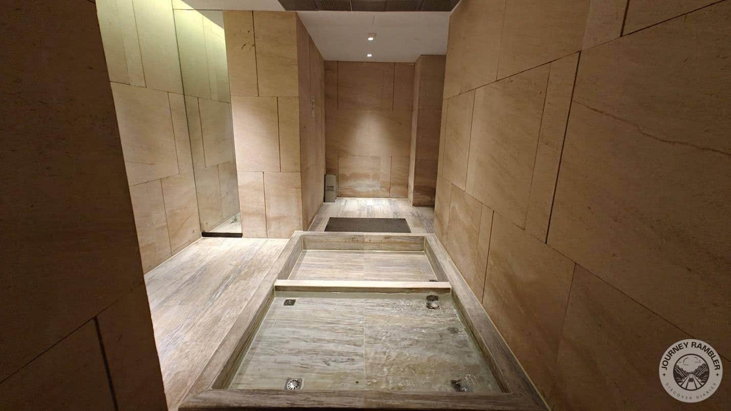 path leading to sauna