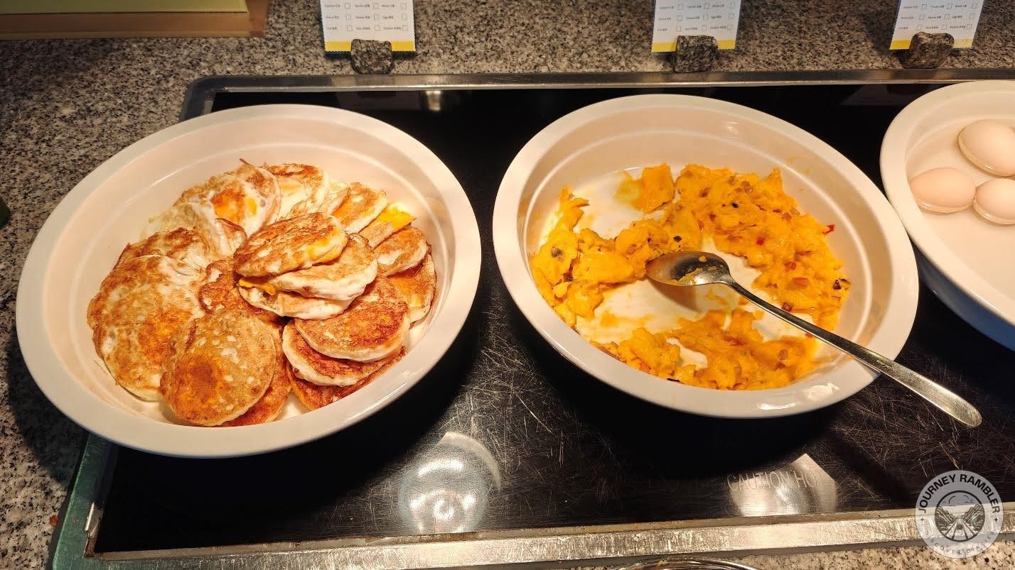 sunny side up and scrambled eggs