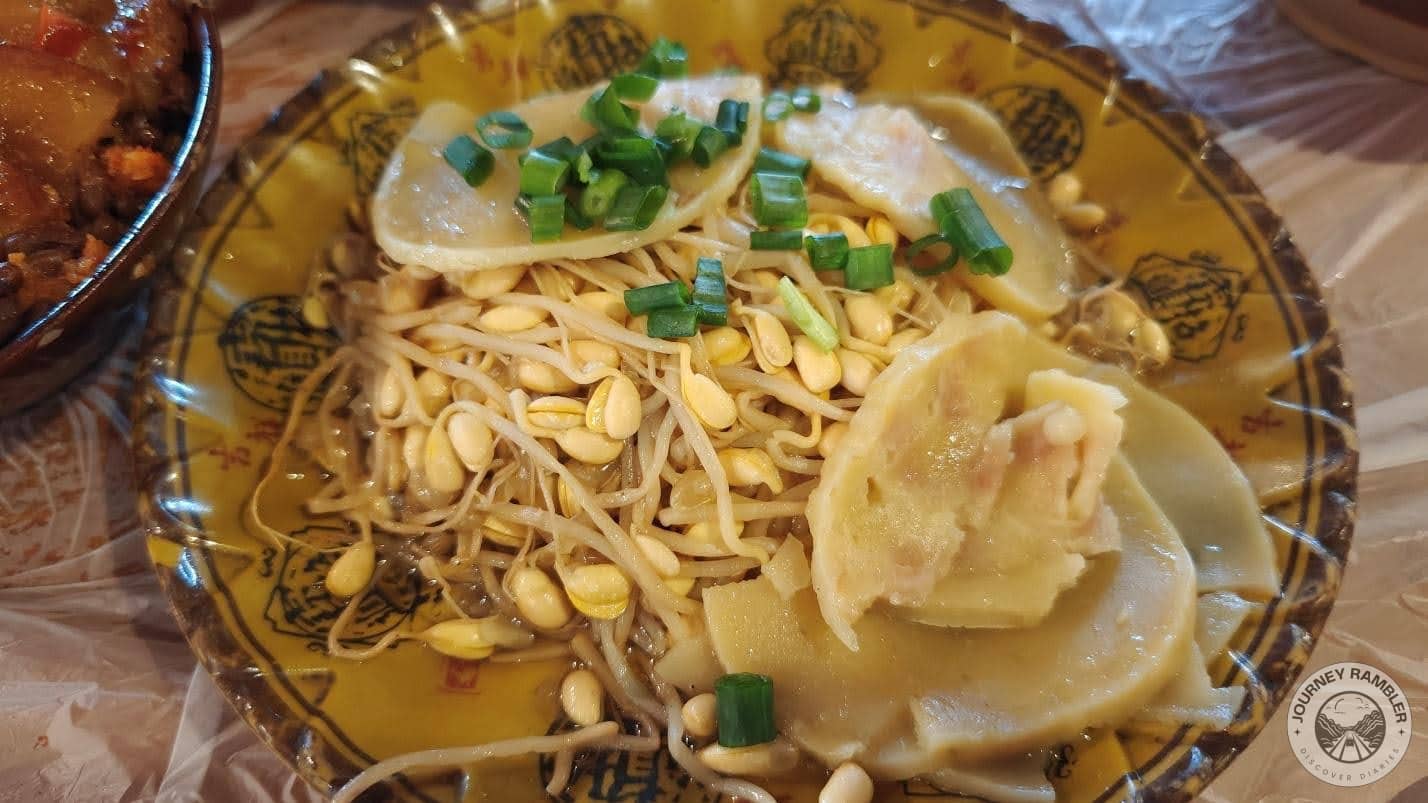 mung bean sprout and bamboo shoot dish