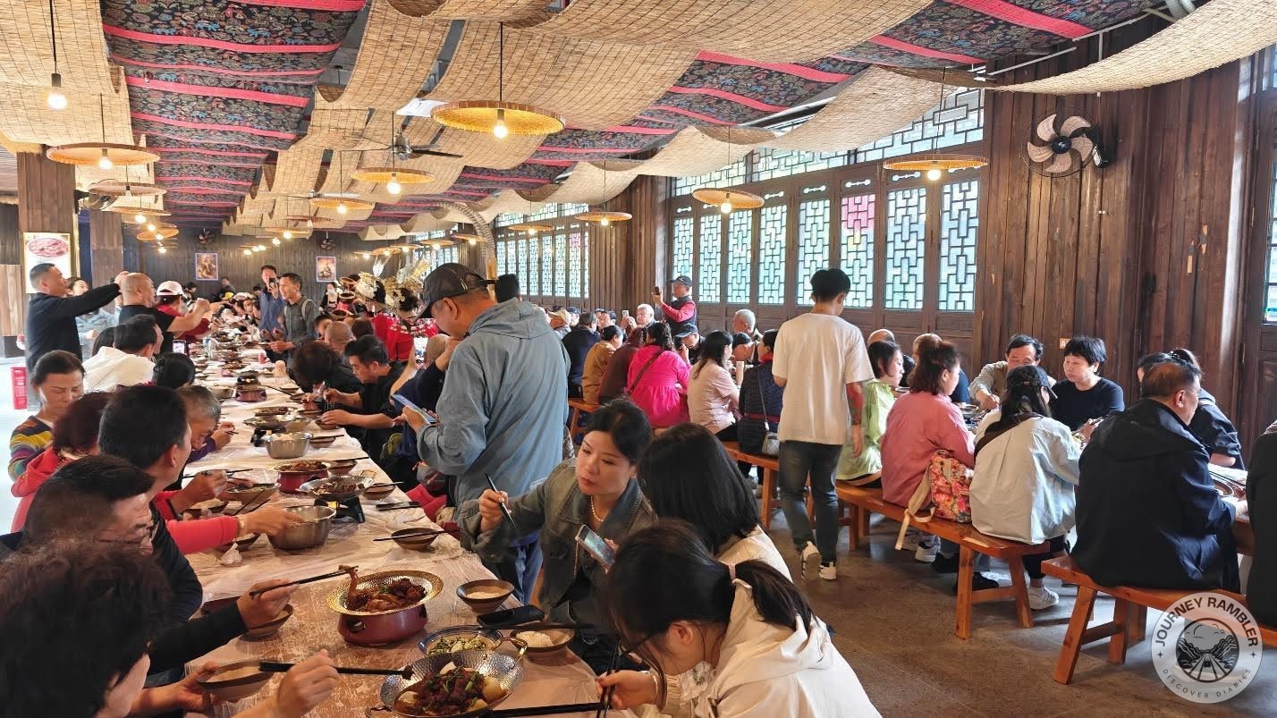 people at the Miao Long Table Banquet