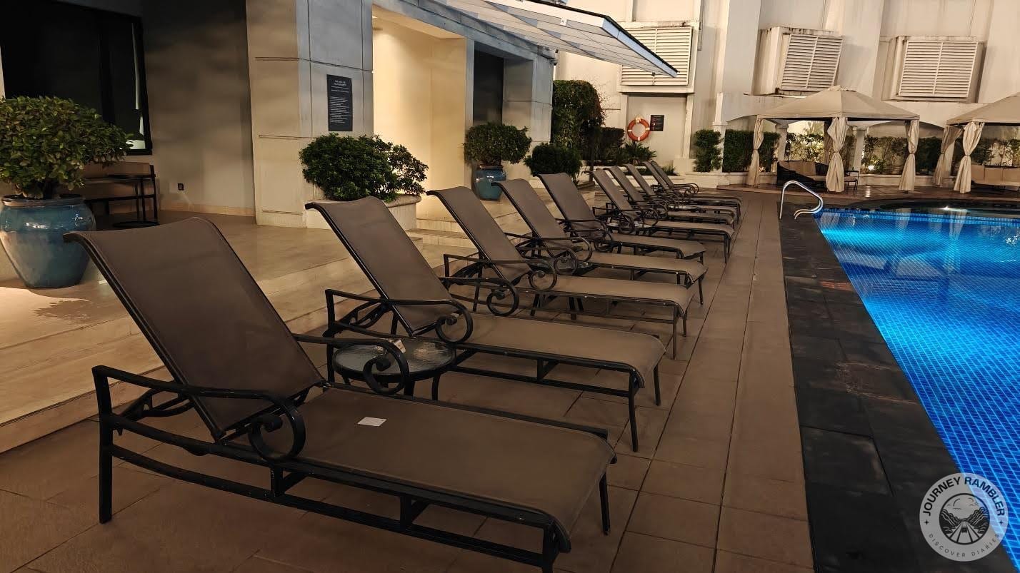 chaise lounges