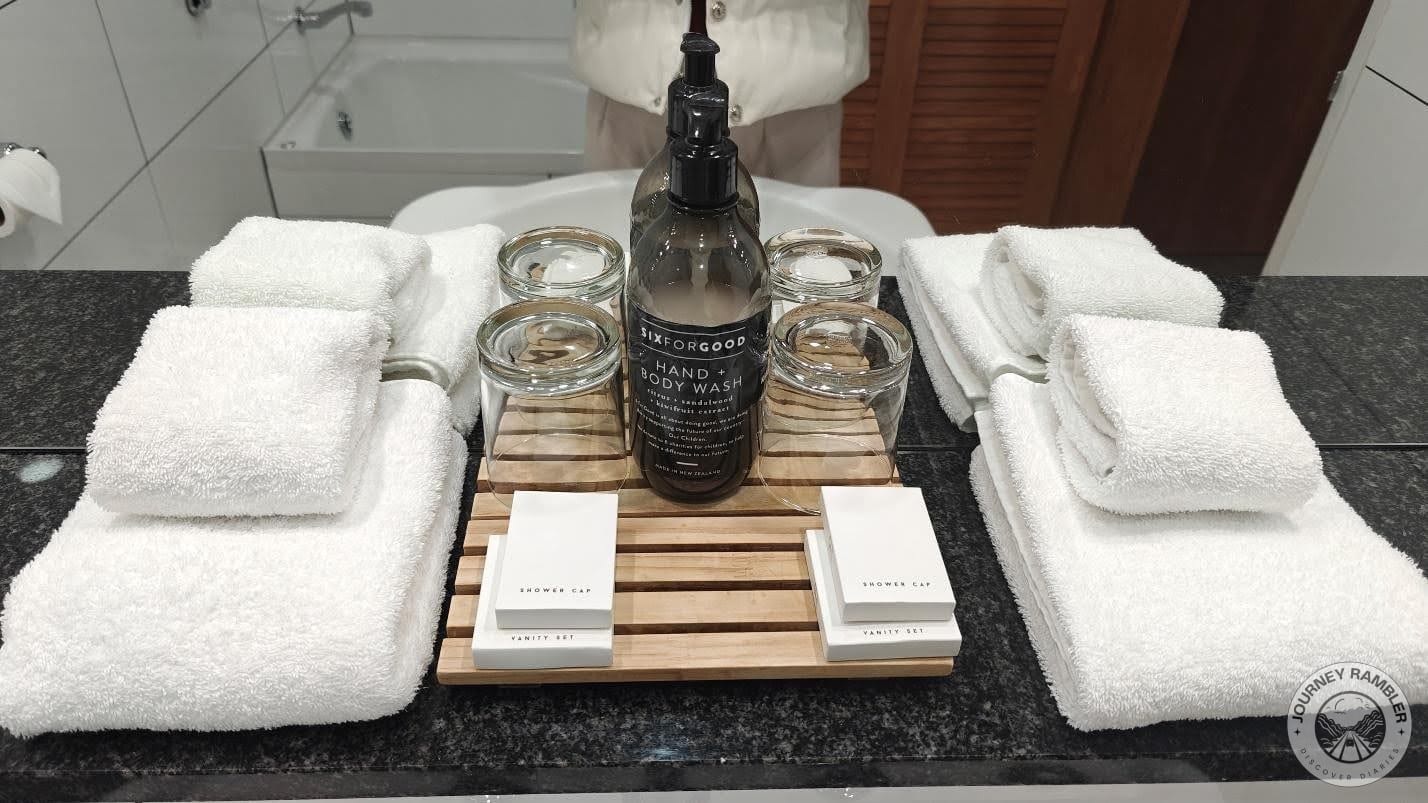 clean and fresh towels