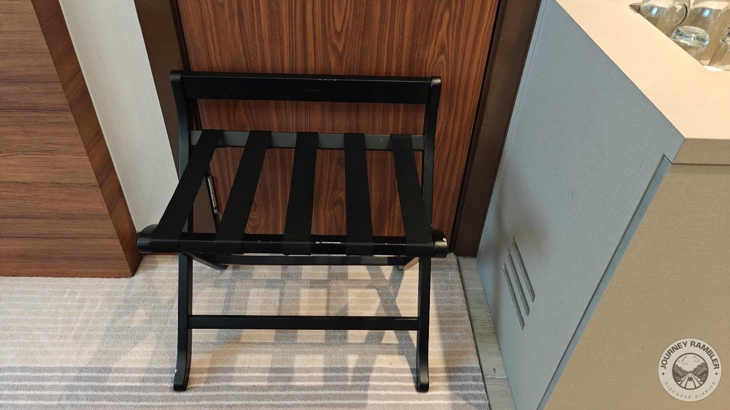 foldable luggage stand