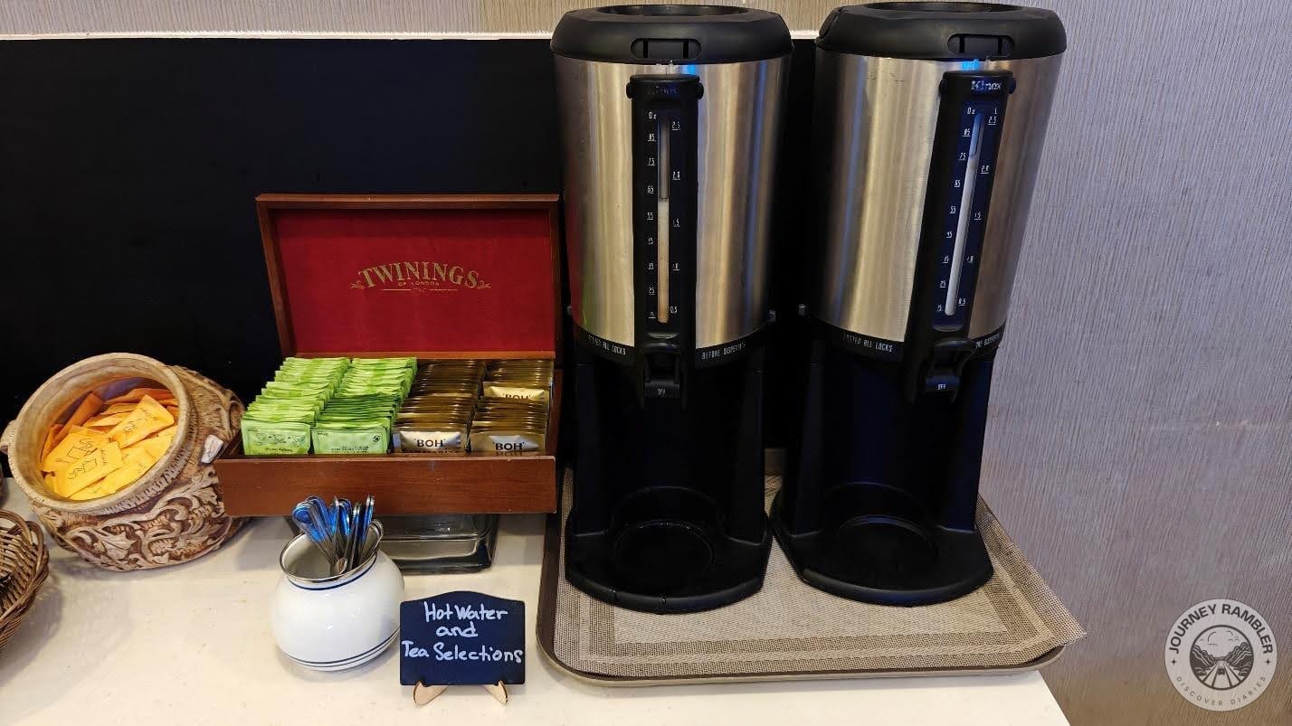 hot water and tea