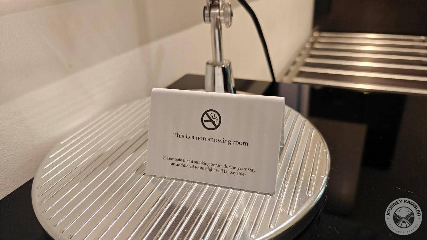 non-smoking room