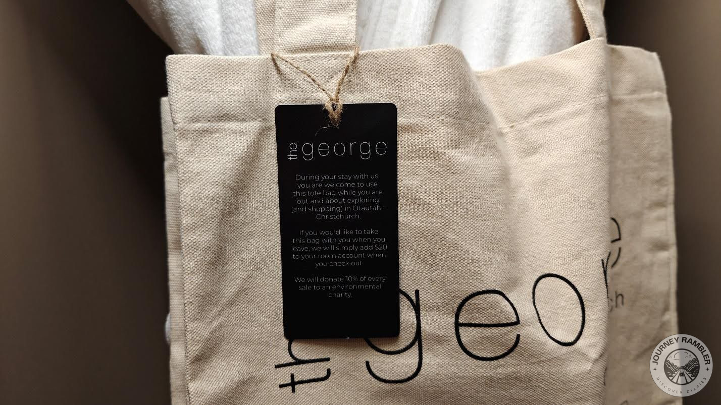 small note from the staff telling me that I could use the tote bag whenever I wanted