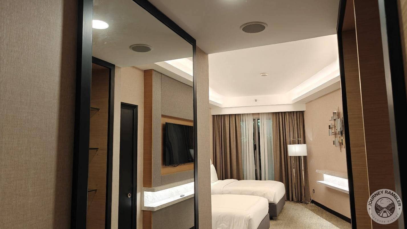 the room still gave off luxurious vibes
