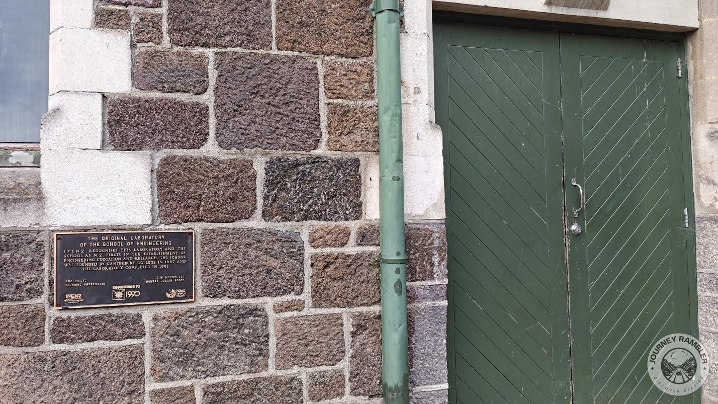 this plaque was quite interesting to read