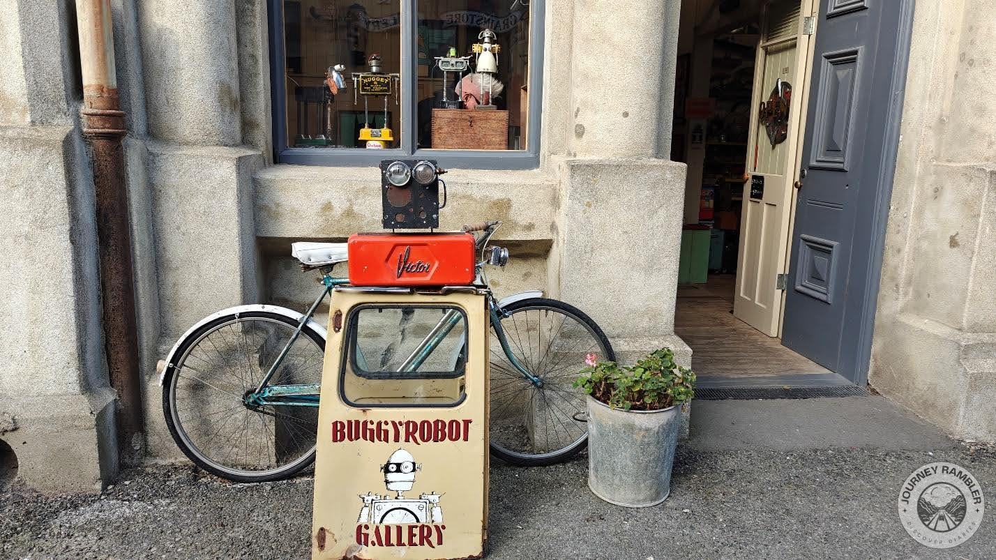 I really loved the Buggy Robot gallery