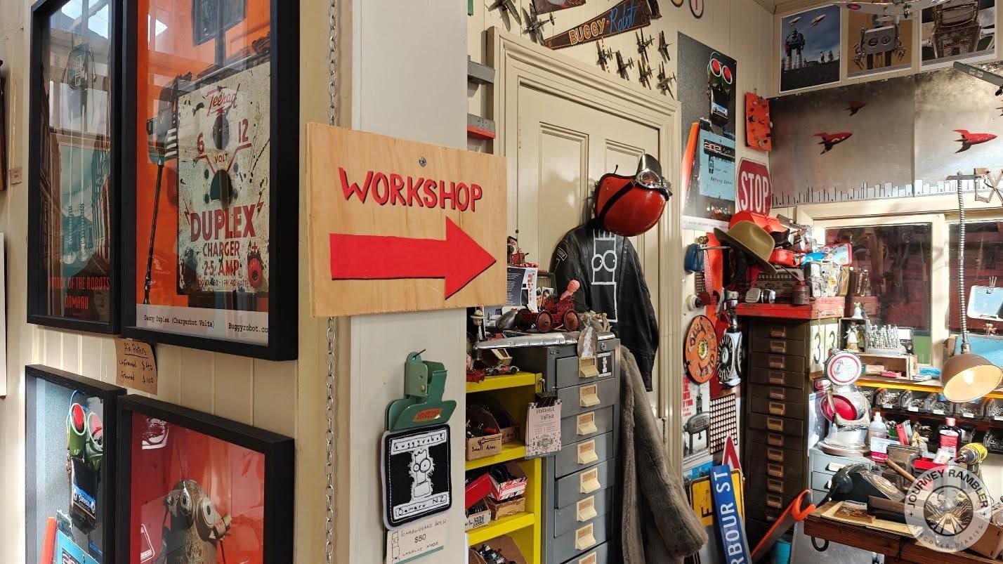 Visitors could go to the workshop