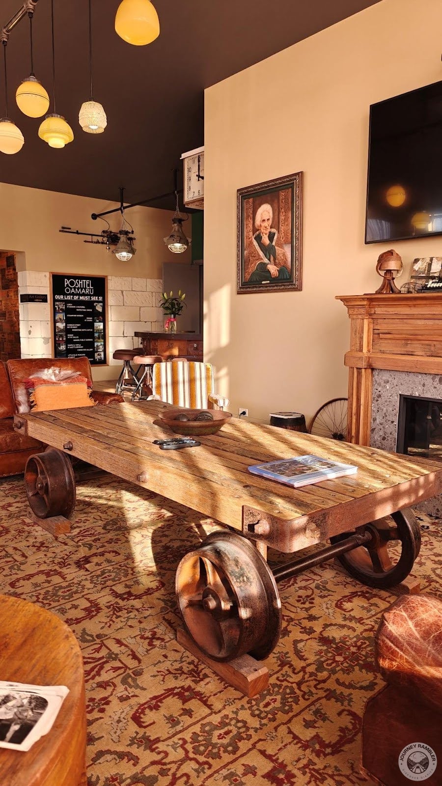 coffee table looked almost like a hand cart