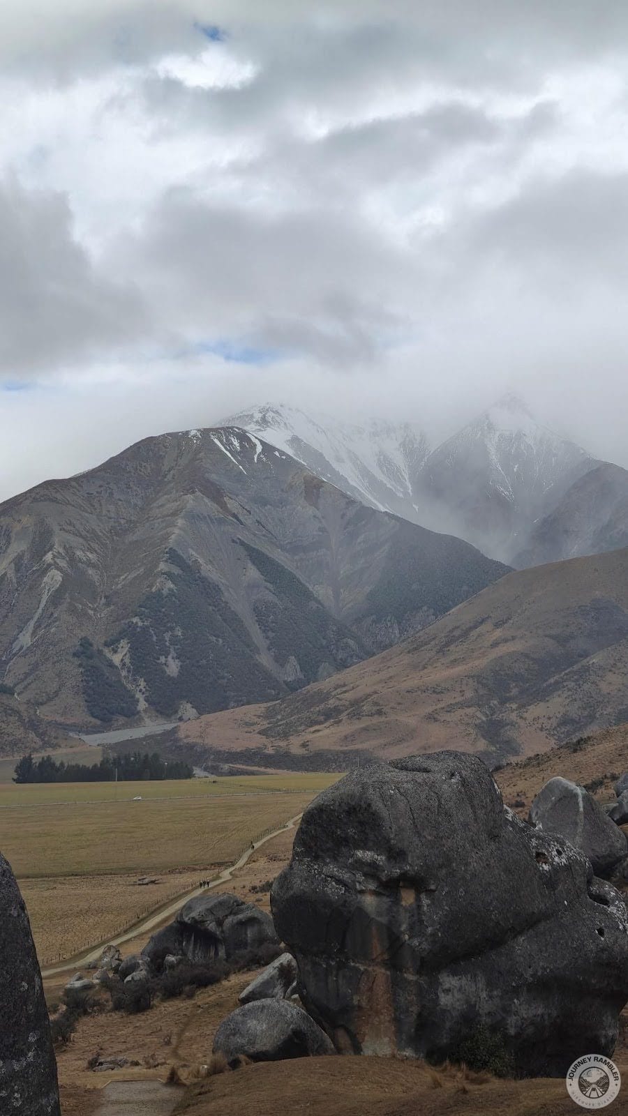 glimpse of the Southern Alps again