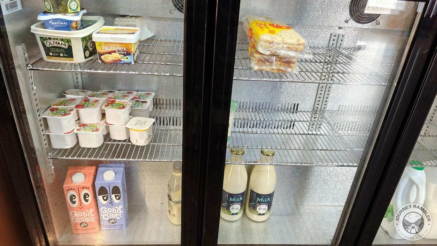 options for coconut and oat milk and also dairy milk