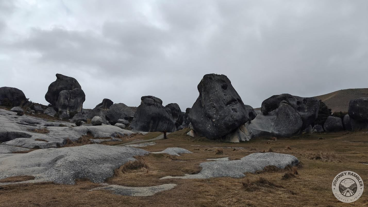 rock formations you see here also seem much more “alien” looking and a little bit eerie