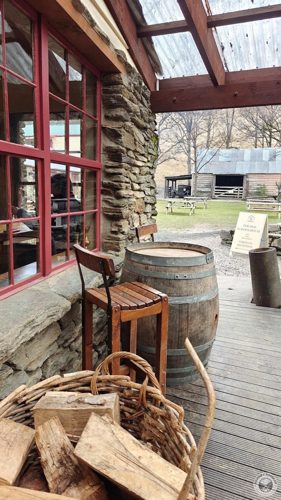 some outdoor seating