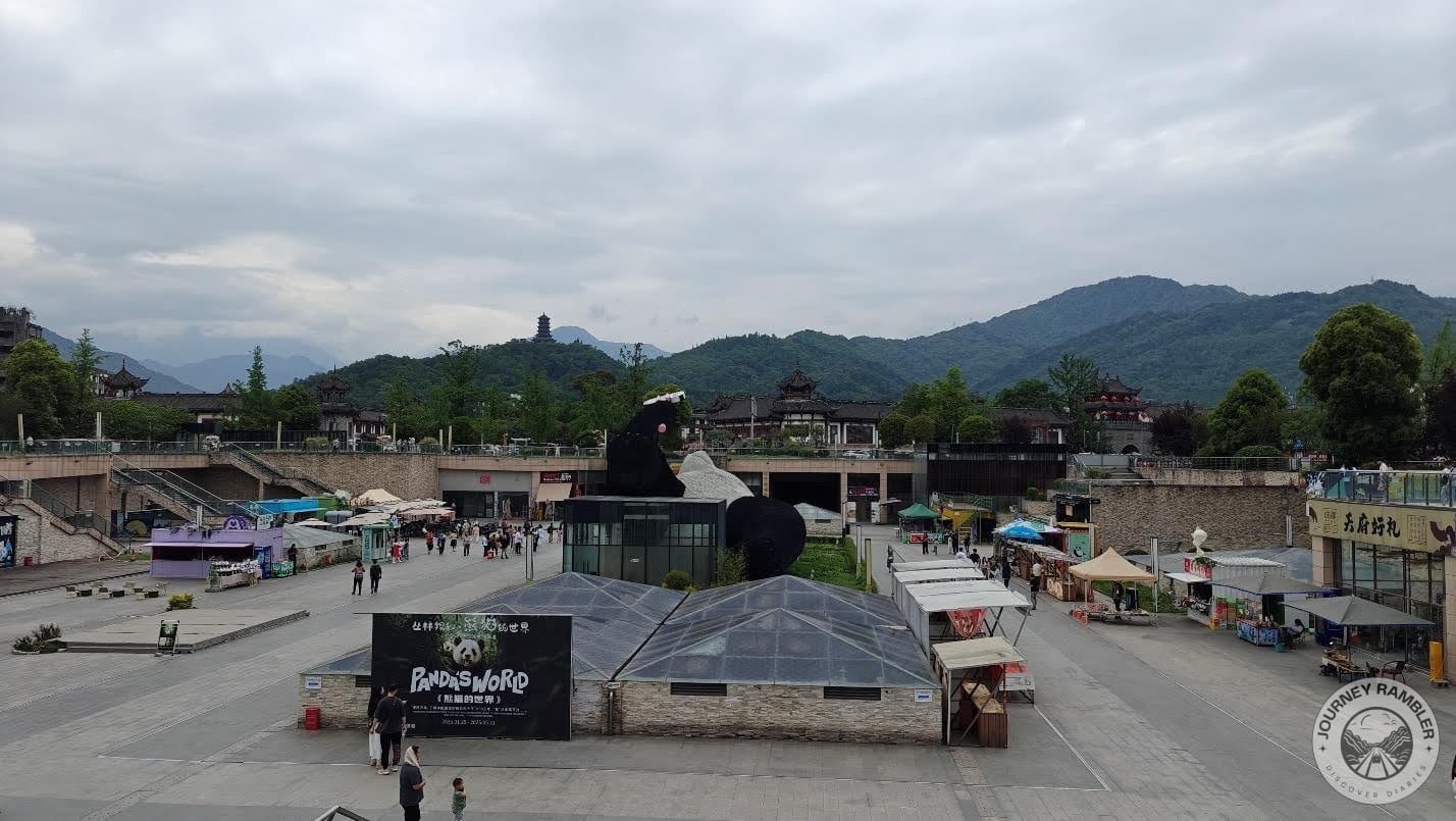 Yangtianwo Square wasn’t too crowded