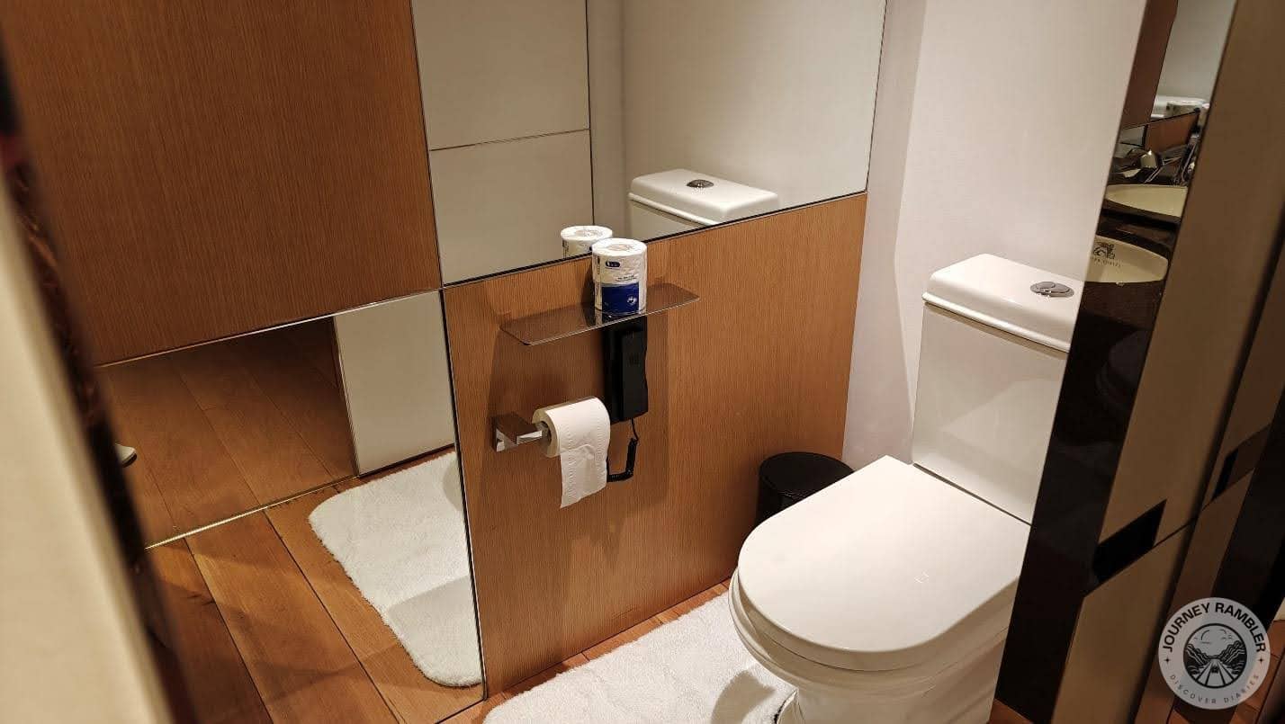 bathroom had a lot of mirrors