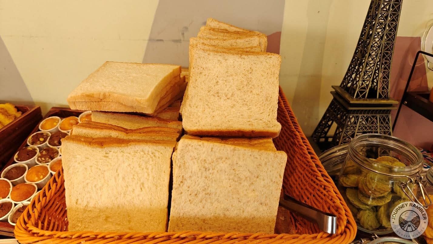 cane basket filled with slices of white bread
