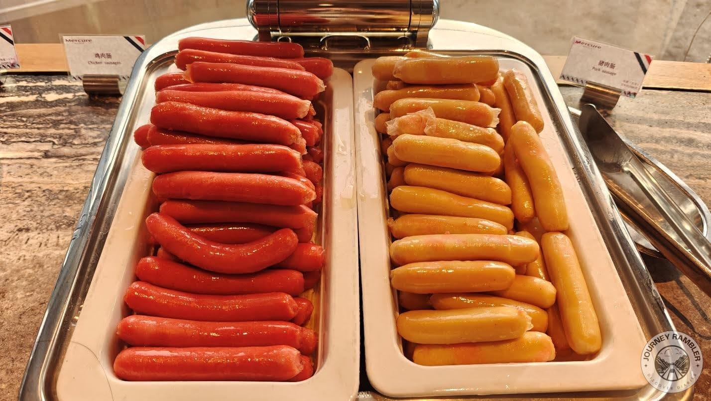 chicken and pork sausages