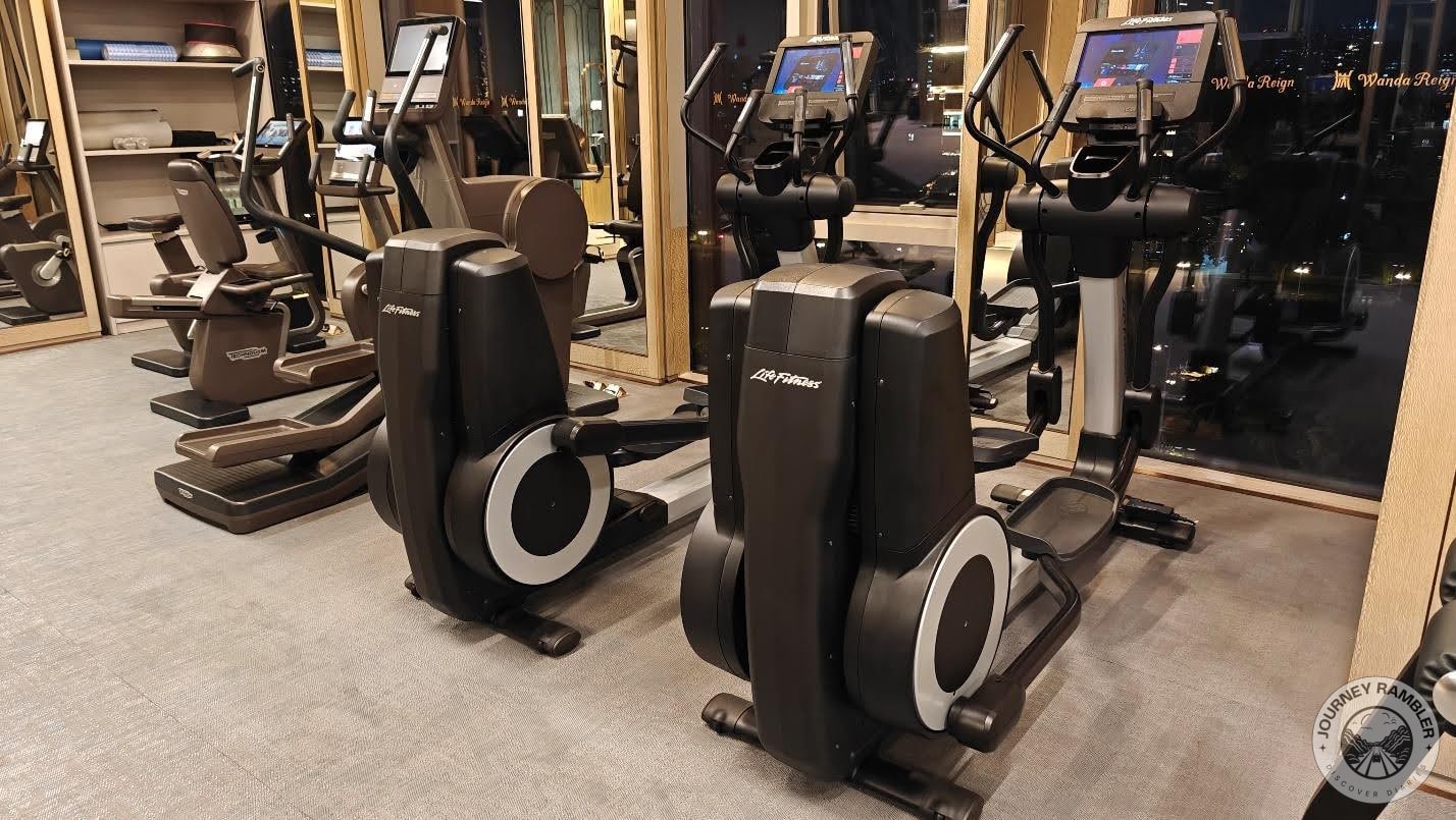 cross trainers and elliptical machines