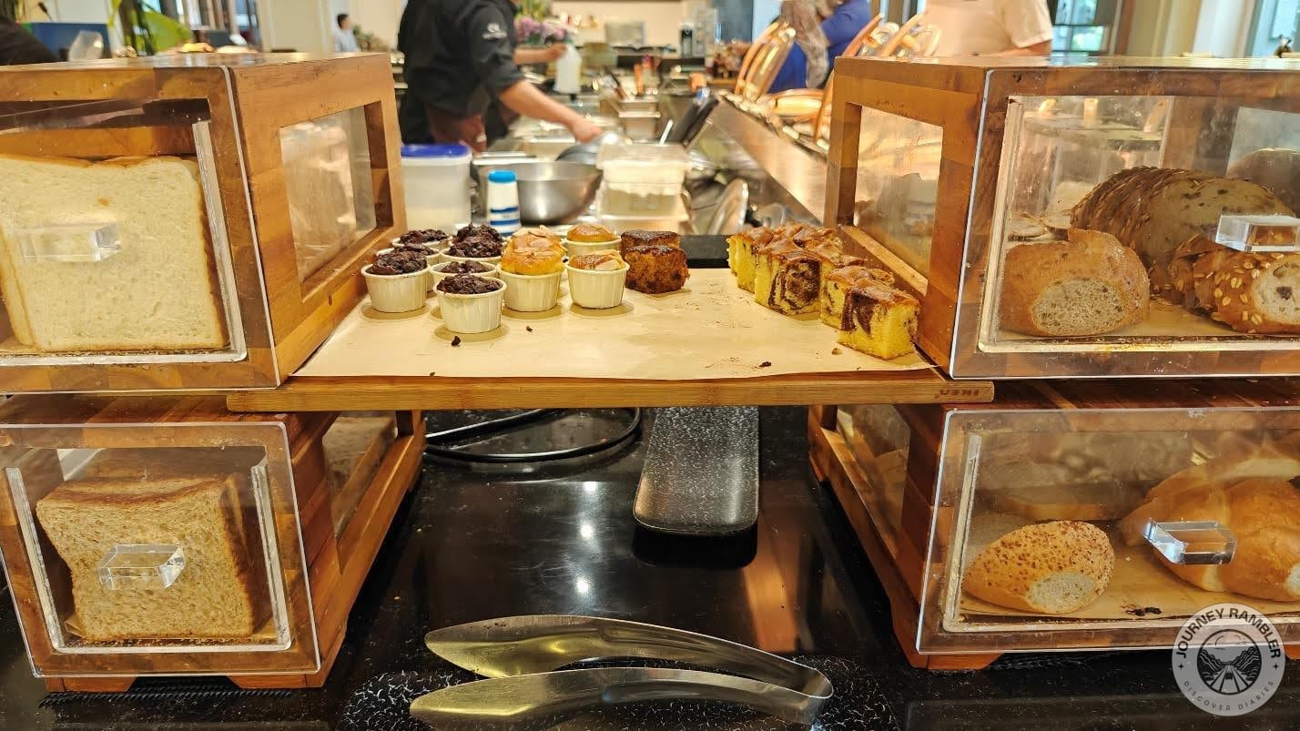different kinds of muffins and tea cakes again
