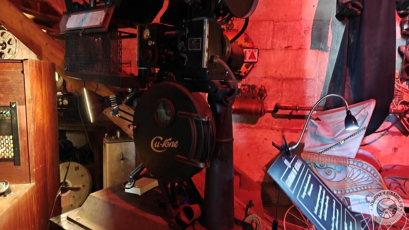 display behind the description for the Guardian of Astraea