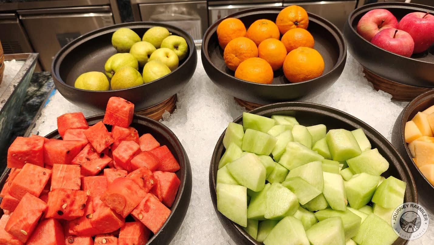 fresh fruits section