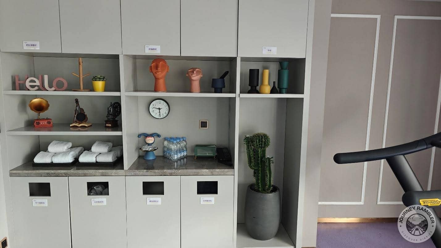 gym at Mercure Chengdu Chunxi Taikoo Li Hotel