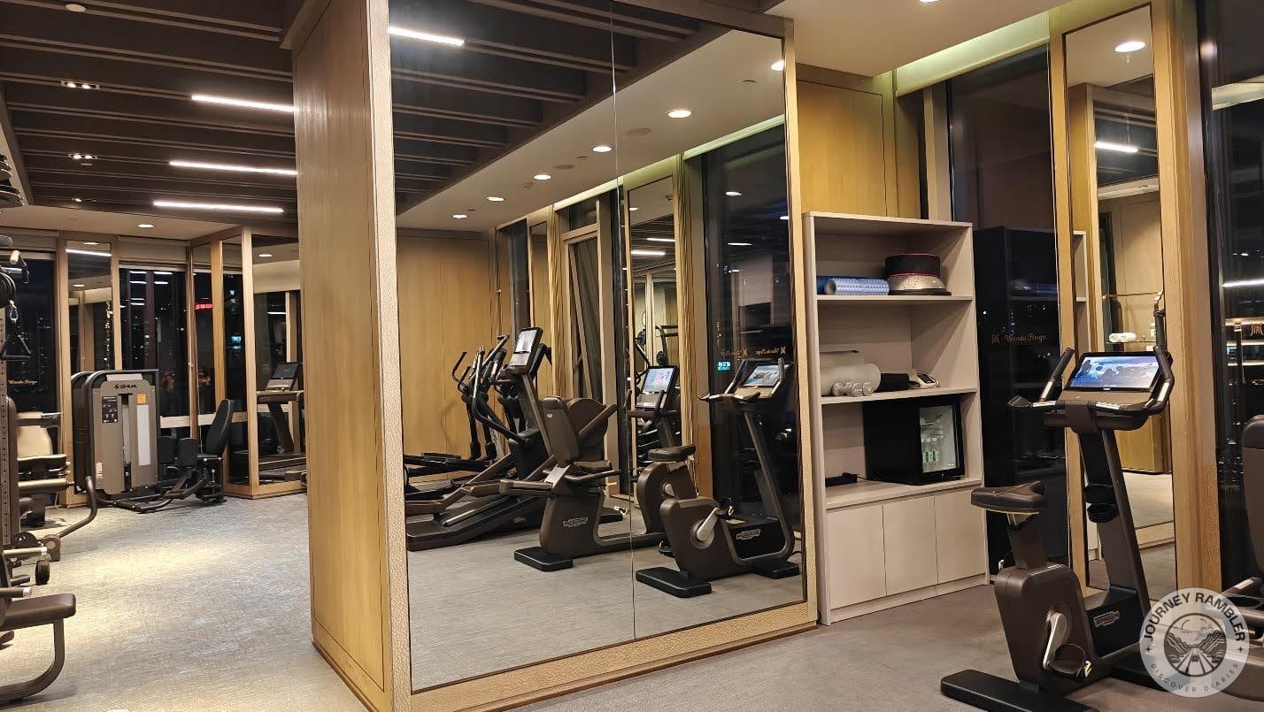 gym was also empty at that time of night