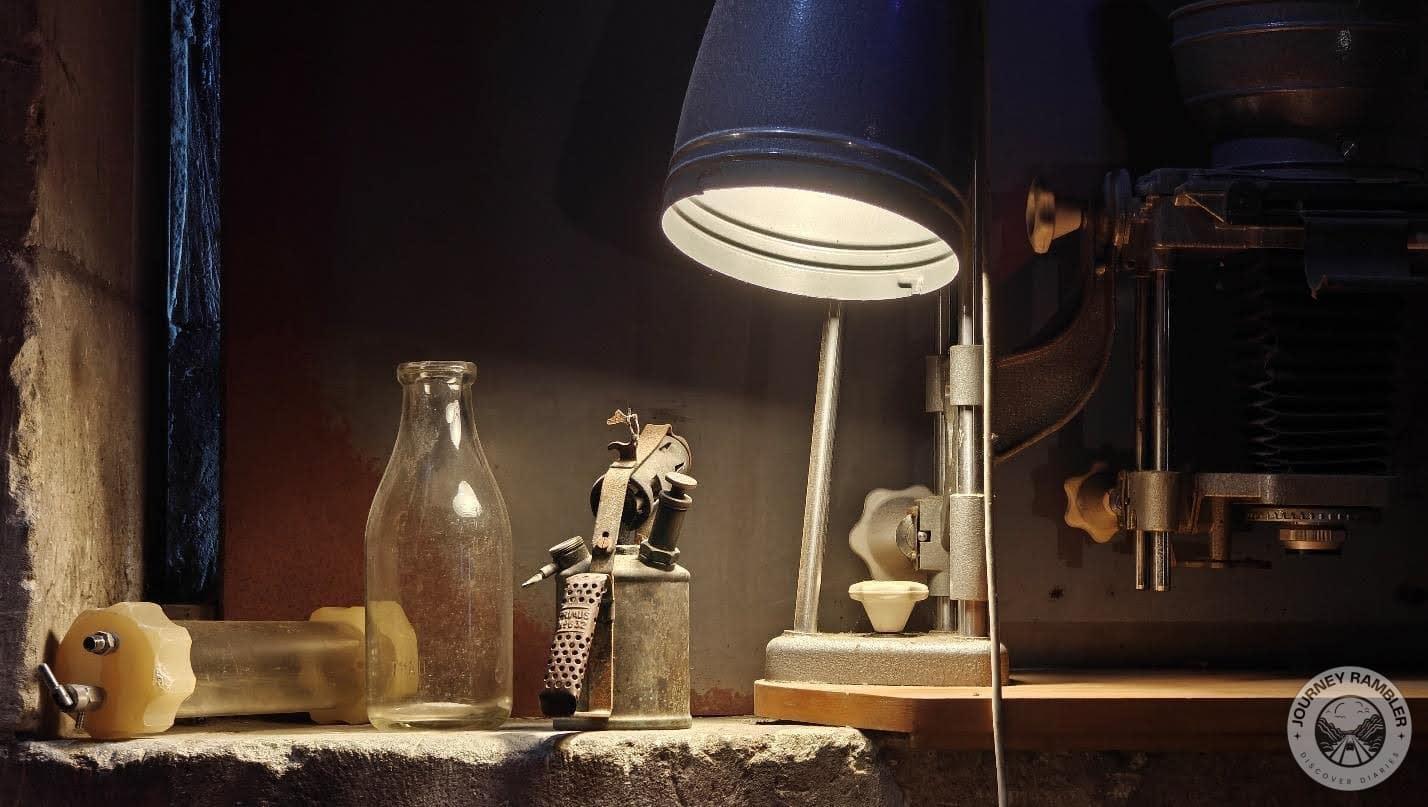 light focused on old gadget