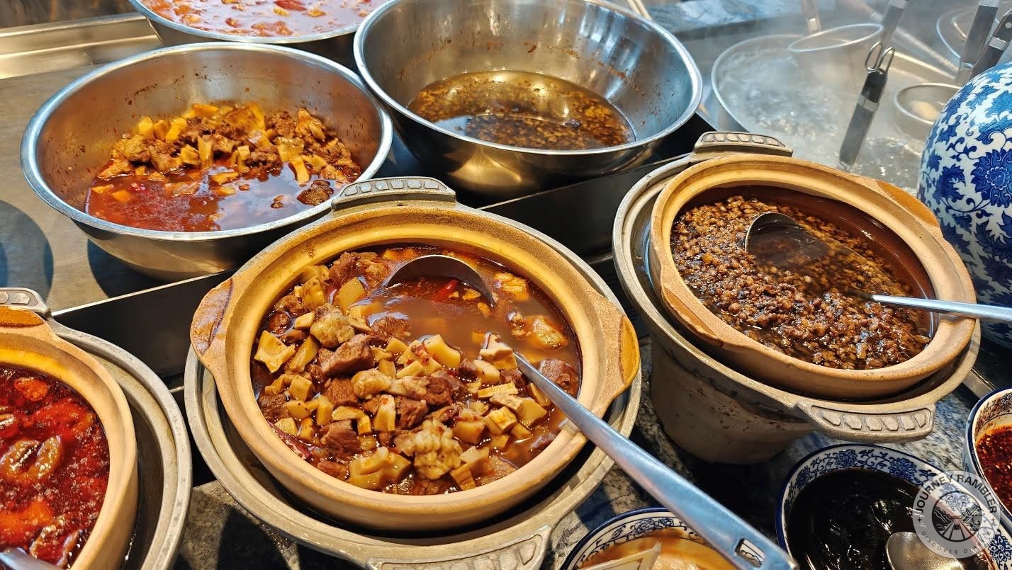 more toppings for noodles