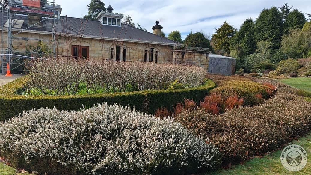 one of the outbuildings that seem to be undergoing some maintenance