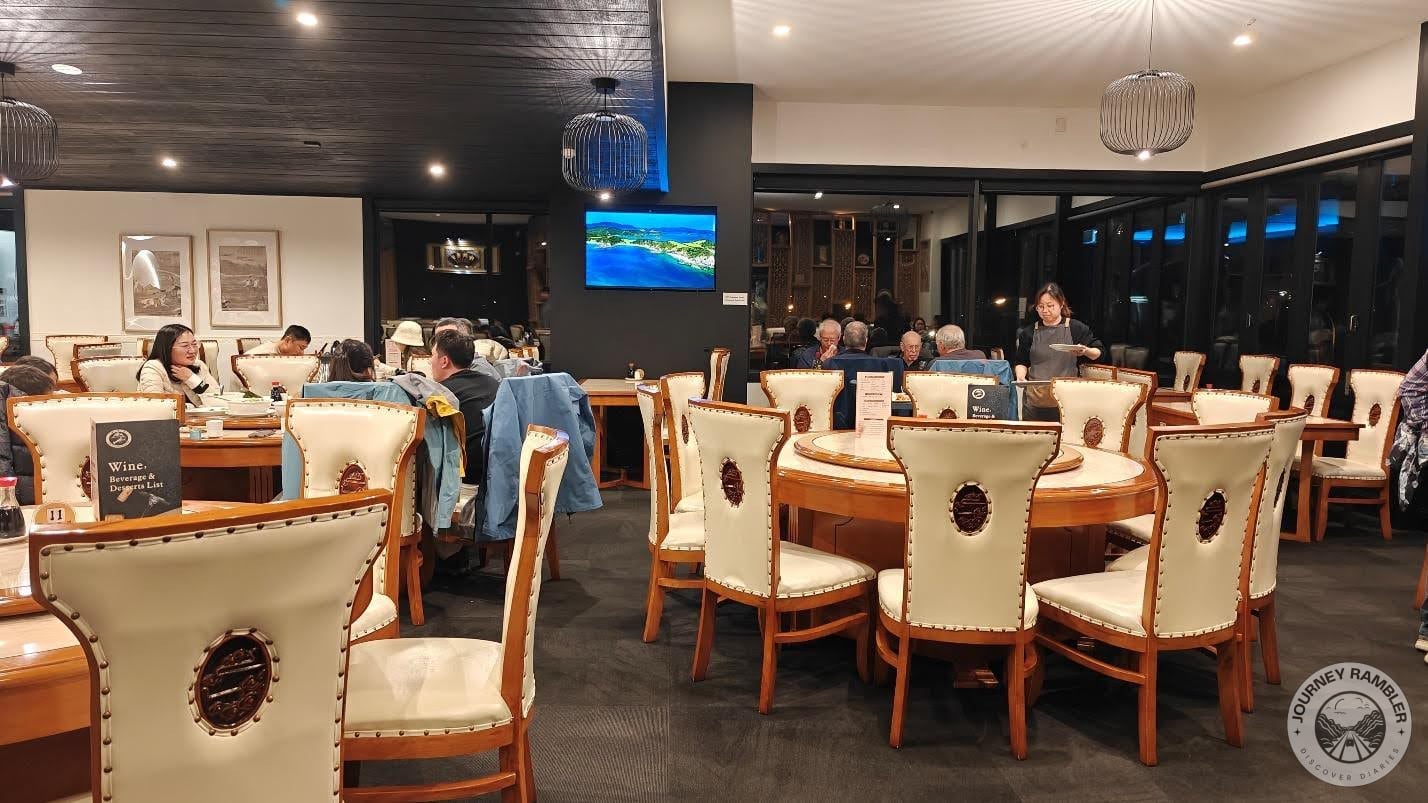 plenty of round tables in the restaurant