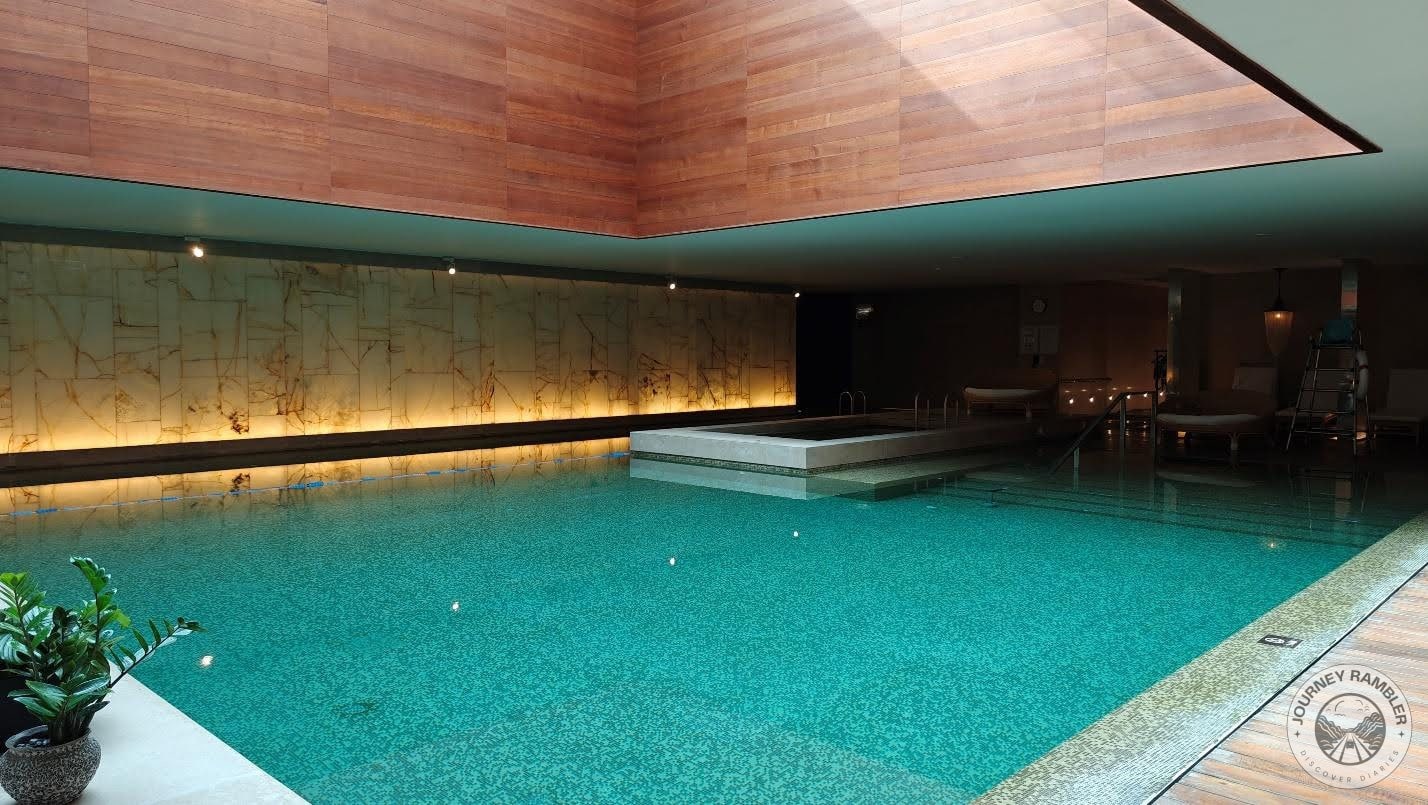 pool was empty when I visited