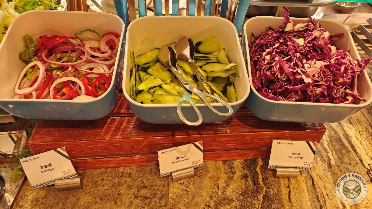 red cabbage, sliced cucumber and bell pepper