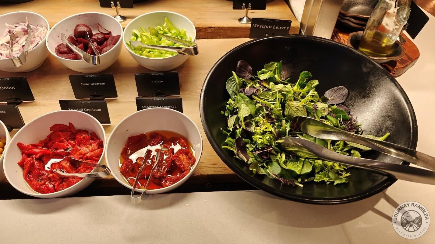 roasted peppers, sundried tomatoes, celery and mesclun leaves