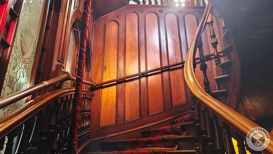 staircase does feel a little cramped