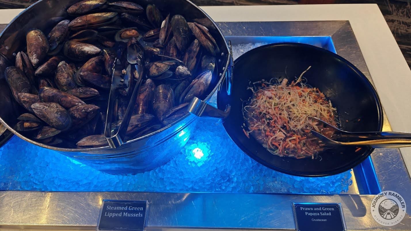 steam mussels and a prawn and green papaya salad