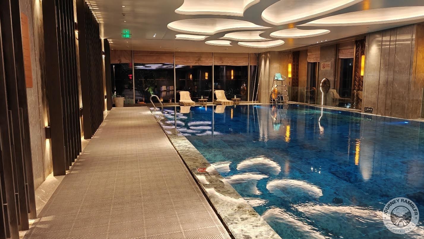 walkways along the sides of the pool