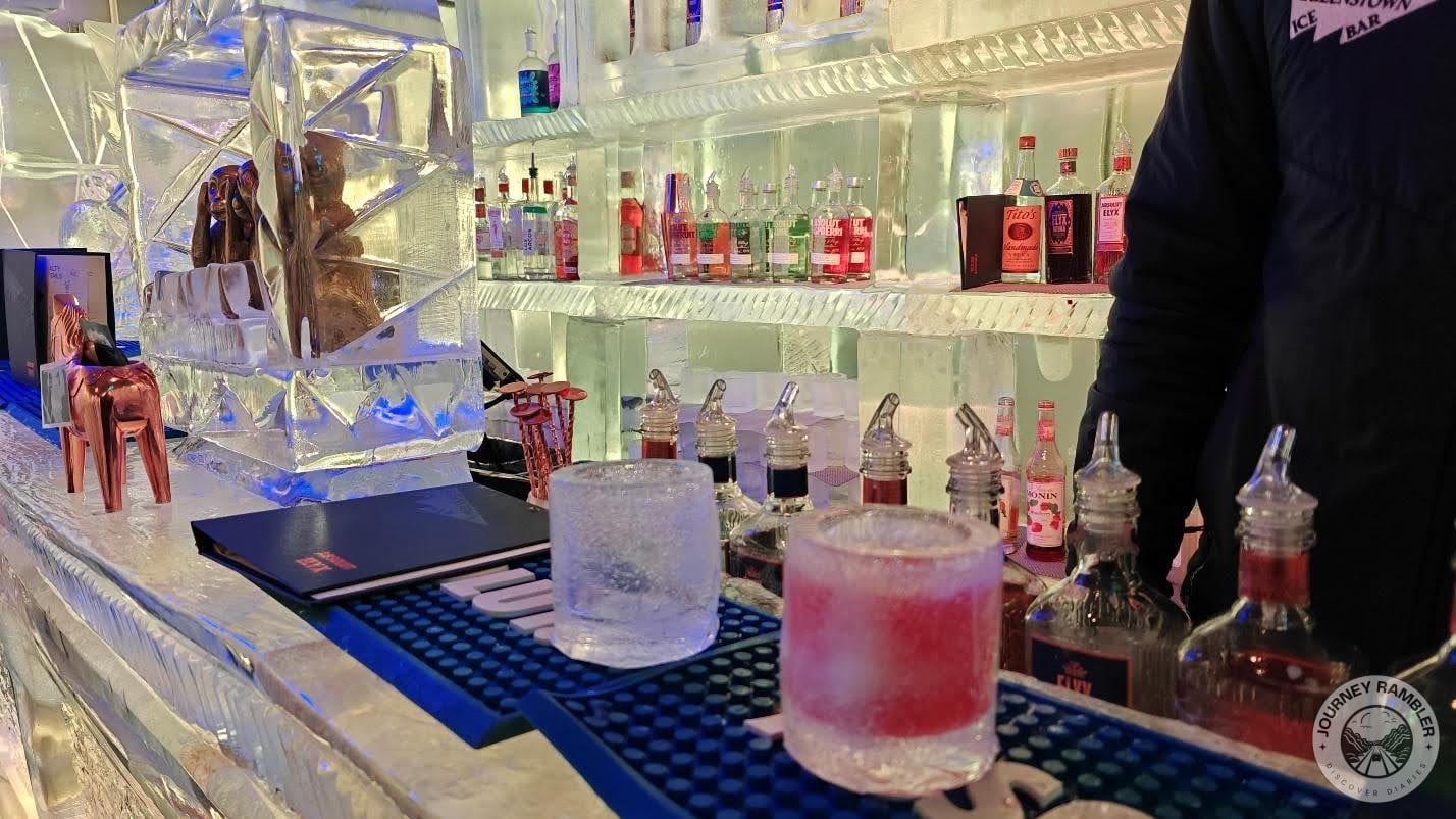 Even the glass that my drink was served in was made of ice