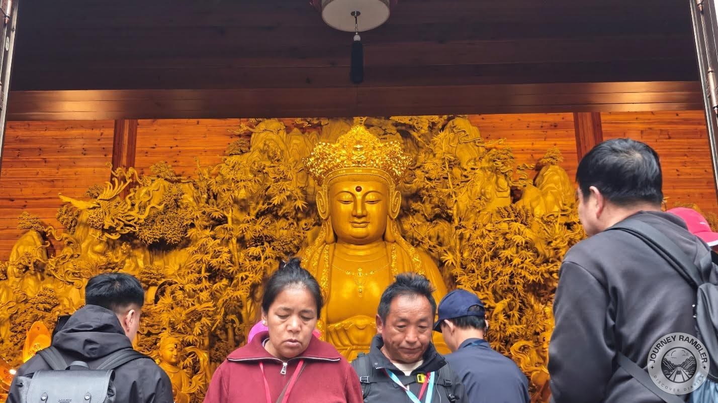 Here's the Jade Buddha that the temple is named after