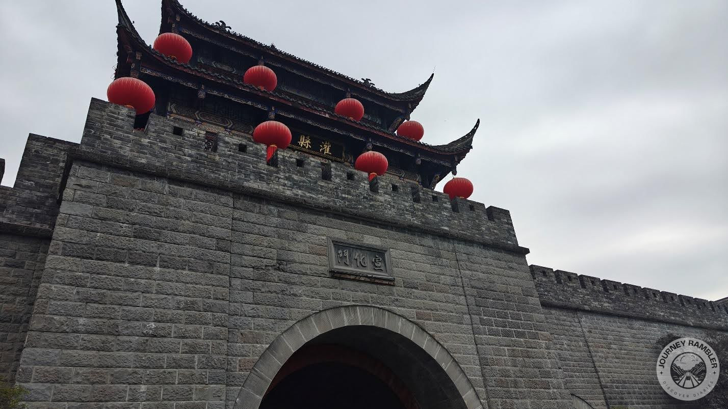 I took another shot of the wall as it's just so impressive