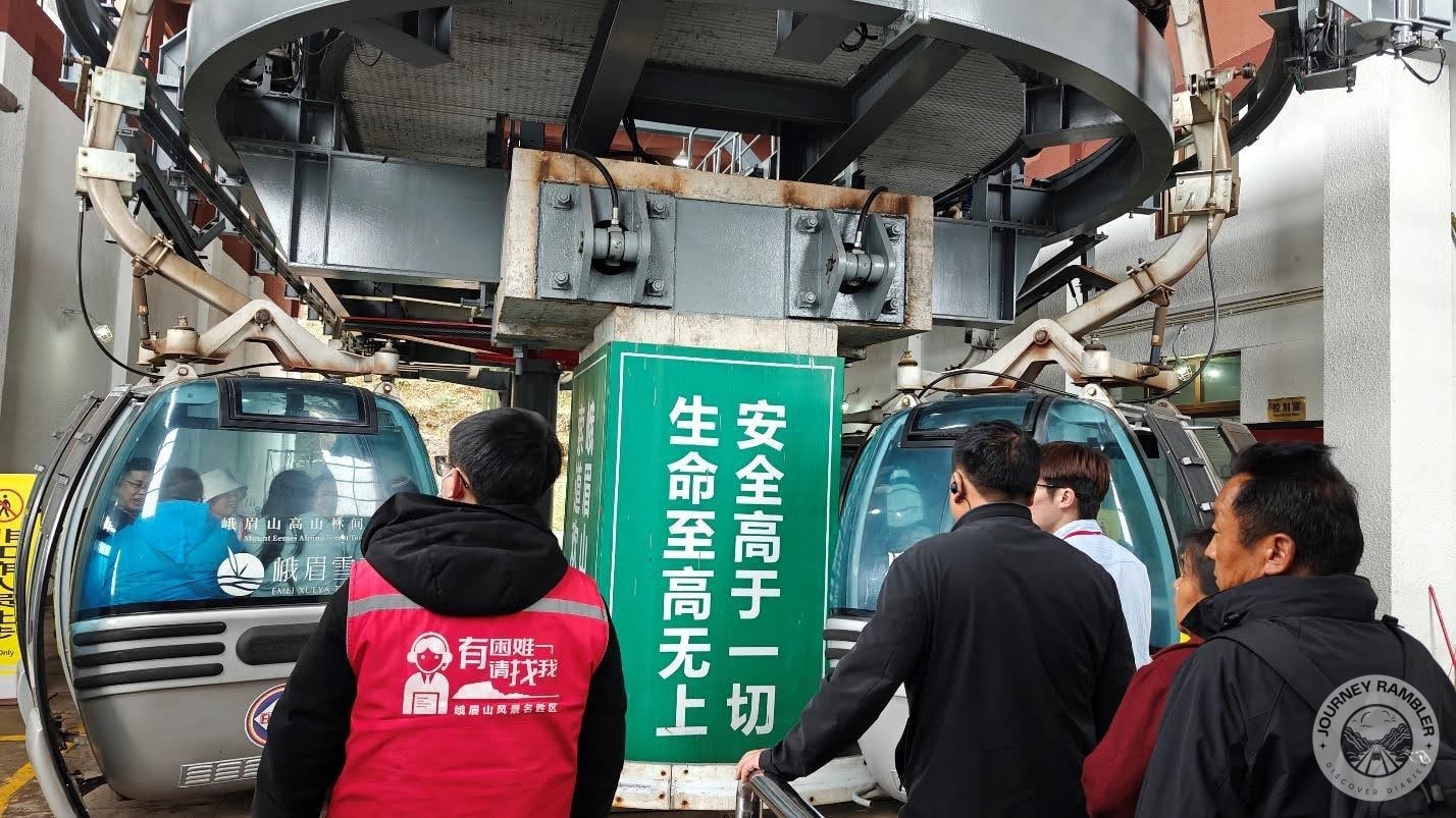 These are the cable cars that I’ll be riding