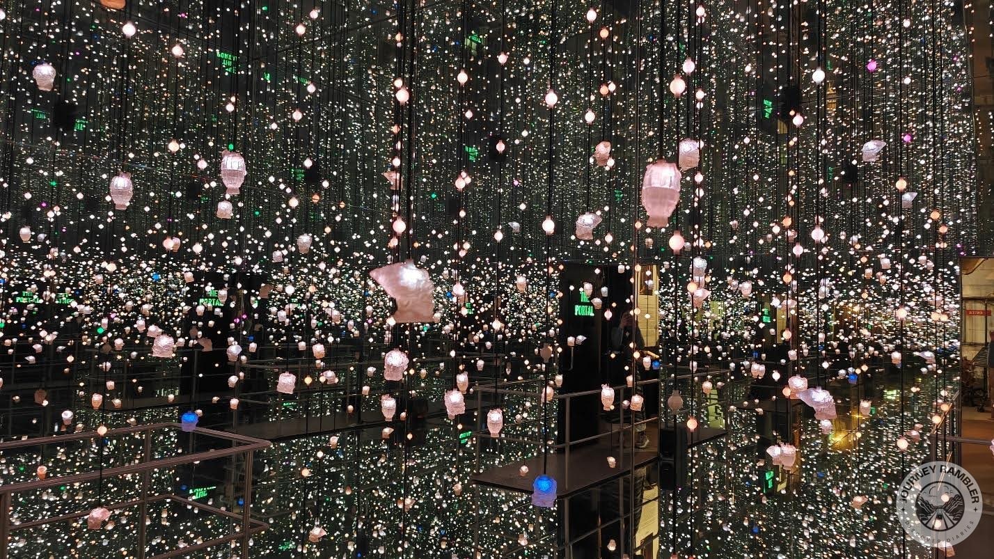 area where glittering crystals hung from the ceiling